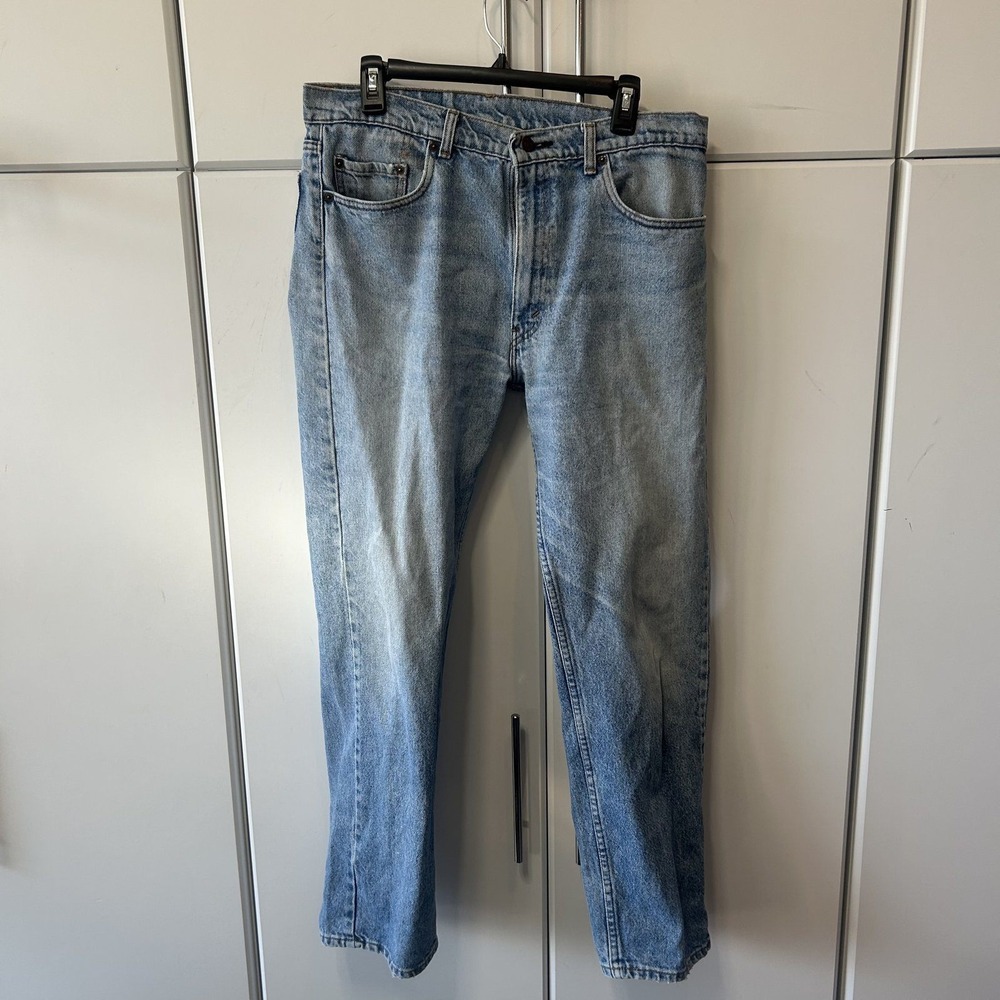 Vintage Levis 505 Mens Light Wash Straight Leg Jeans 36x32 Made in USA 1987